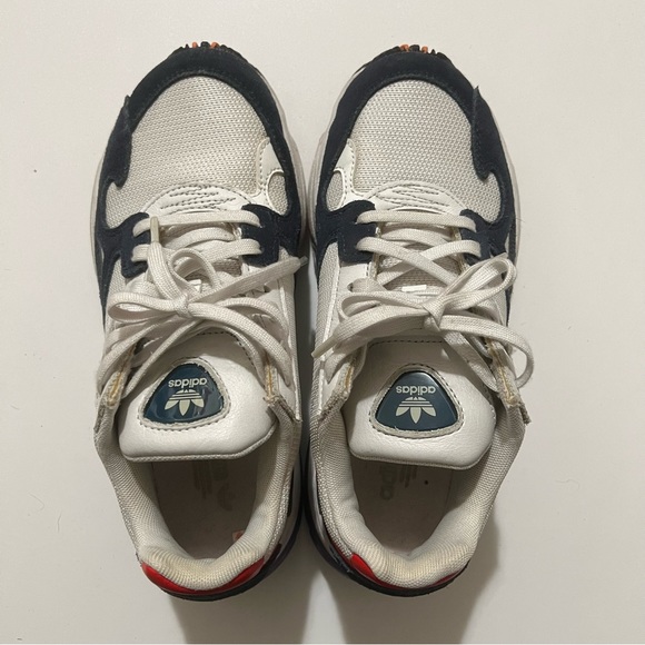 Adidas Originals Falcon - Picture 4 of 7